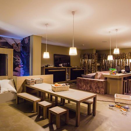 El Lodge, Ski & Spa Sierra Nevada Restaurace fotografie